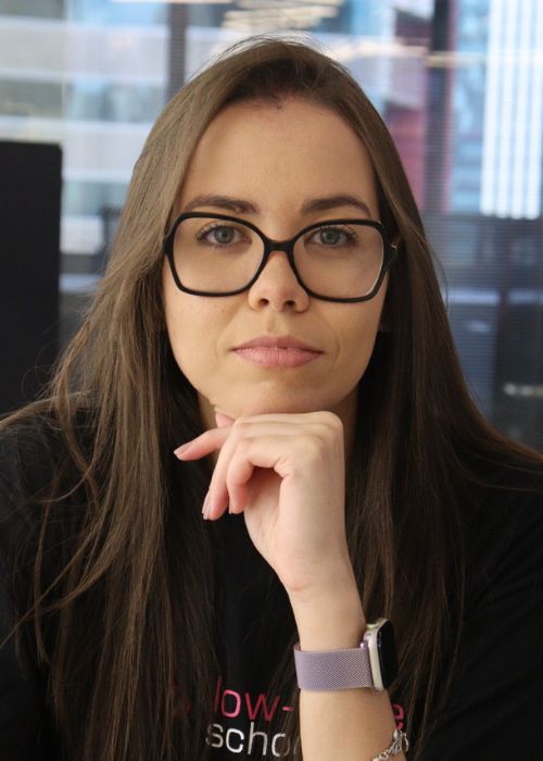 Karol Oliveira